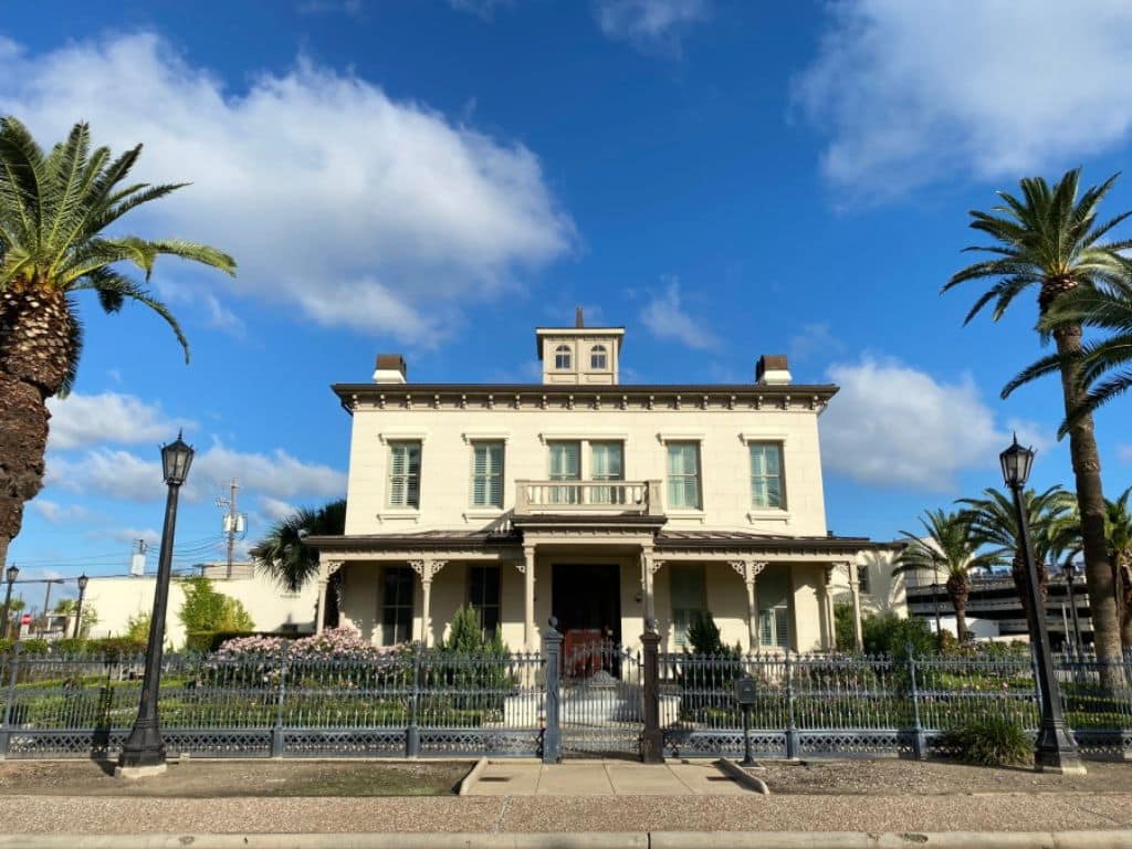 House Restoration in G-town
